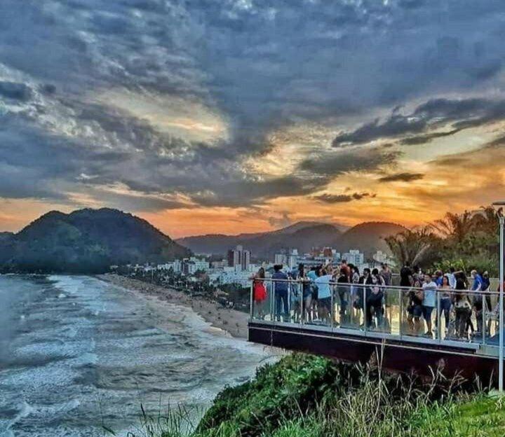 Apto A Menos De 5 Minutos Da Praia Das Asturias! 과루자 외부 사진